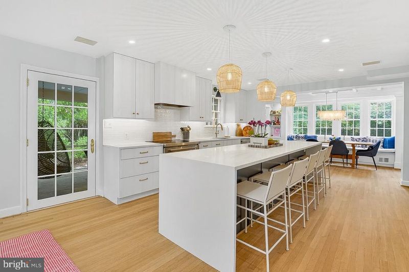 5013 Nahant St, Bethesda, MD 20816