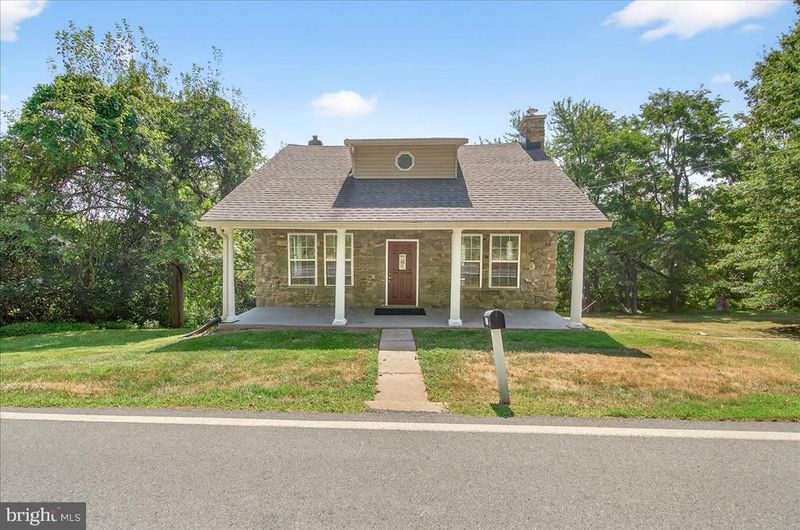 6215 Clifton Rd, Braddock Heights, MD 21714
