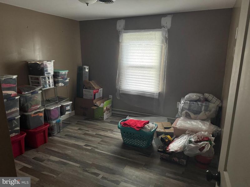 15419 Barnes Rd, New Windsor, MD 21776