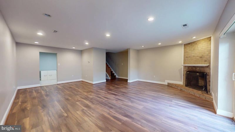 951 S Rolfe St #1, Arlington, VA 22204