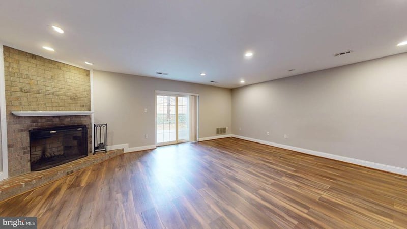 951 S Rolfe St #1, Arlington, VA 22204