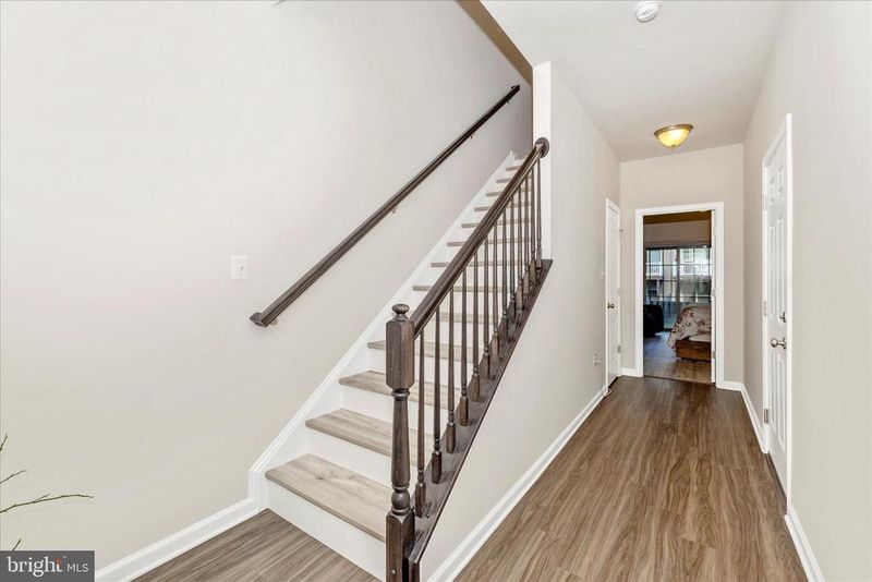 8480 Hedwig Ln, Frederick, MD 21704