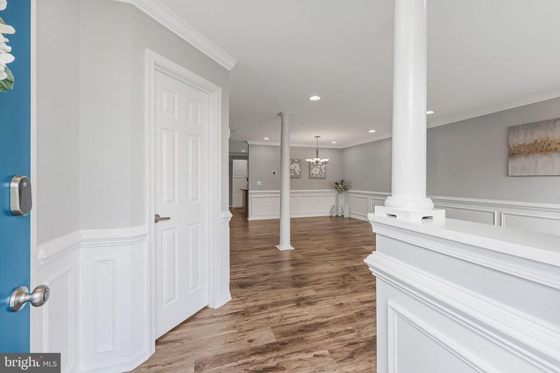 20419 Charter Oak Dr, Ashburn, VA 20147