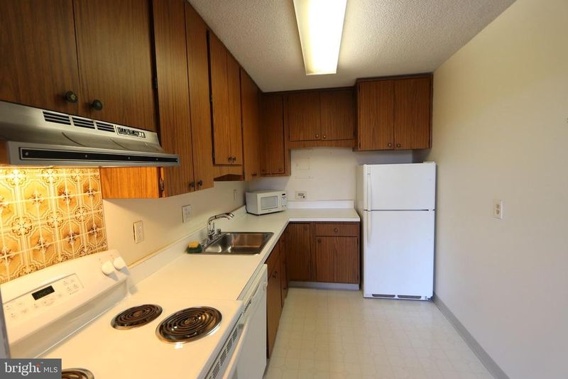 2059 Huntington Ave #612, Alexandria, VA 22303