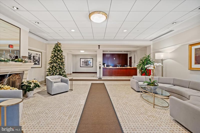 2425 L St NW #324, Washington, DC 20037