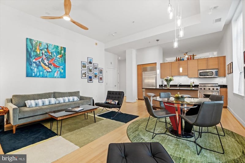 2425 L St NW #324, Washington, DC 20037