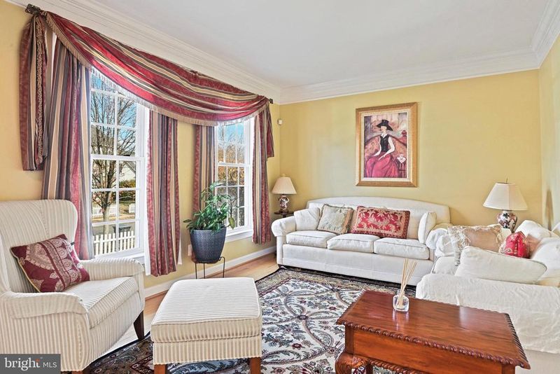 20553 Middlebury St, Ashburn, VA 20147