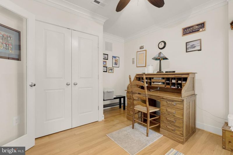 1011 3rd Pl SE, Washington, DC 20003