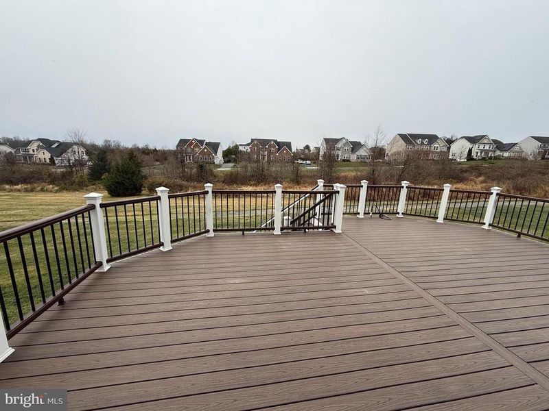 42635 Gold Thread Dr, Chantilly, VA 20152