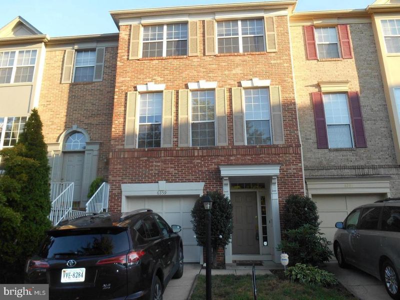 6359 Battlement Way, Alexandria, VA 22312