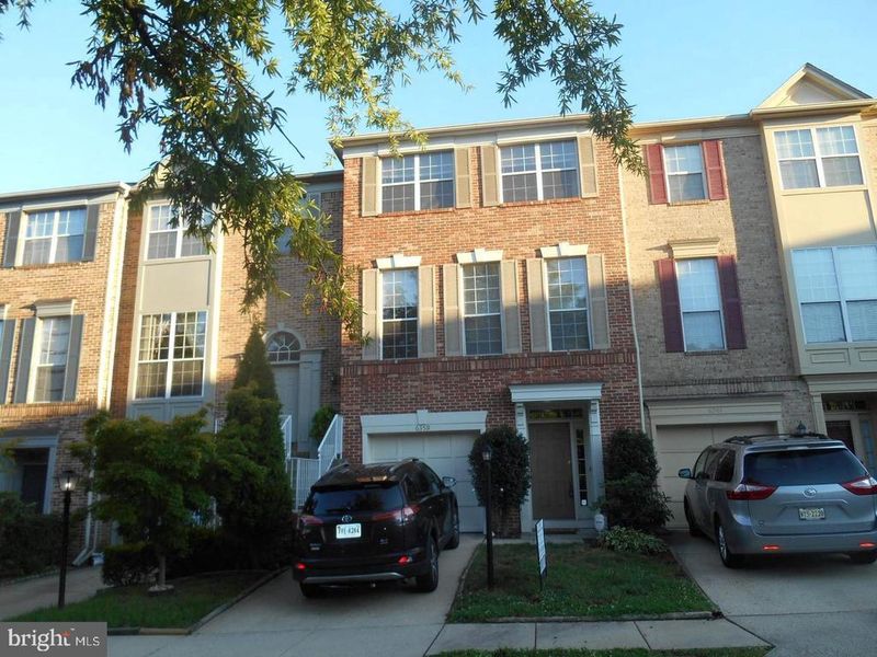 6359 Battlement Way, Alexandria, VA 22312