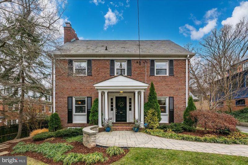 4820 Linnean Ave NW, Washington, DC 20008