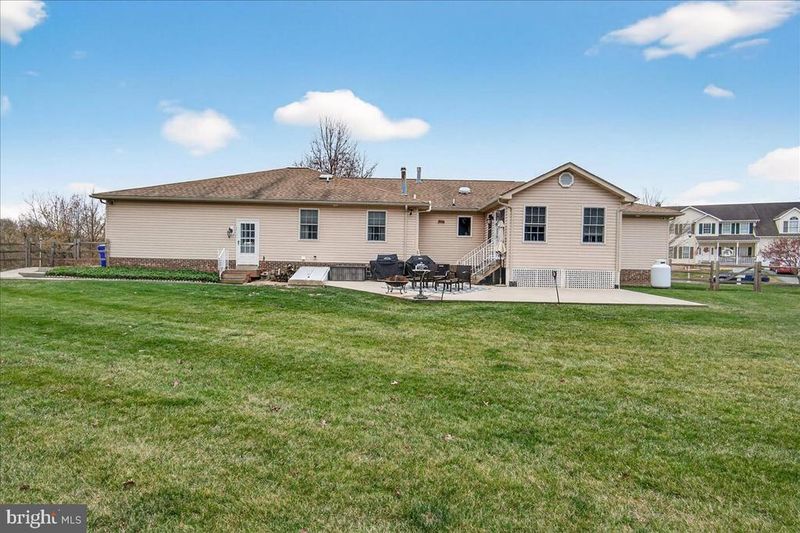 1 Mantle Ct, Thurmont, MD 21788