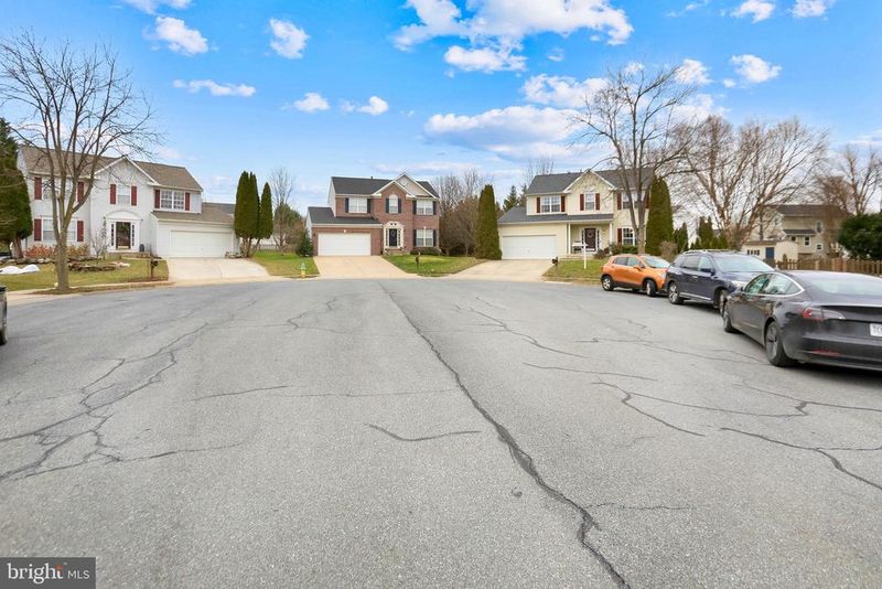 97 Webb Ct, Frederick, MD 21702