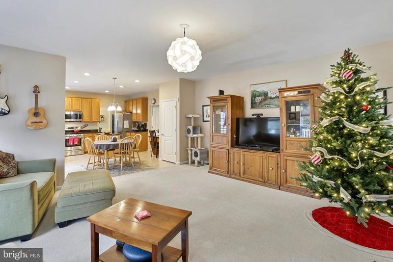 97 Webb Ct, Frederick, MD 21702