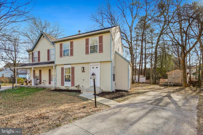 4187 Log Teal Dr, Waldorf, MD 20603