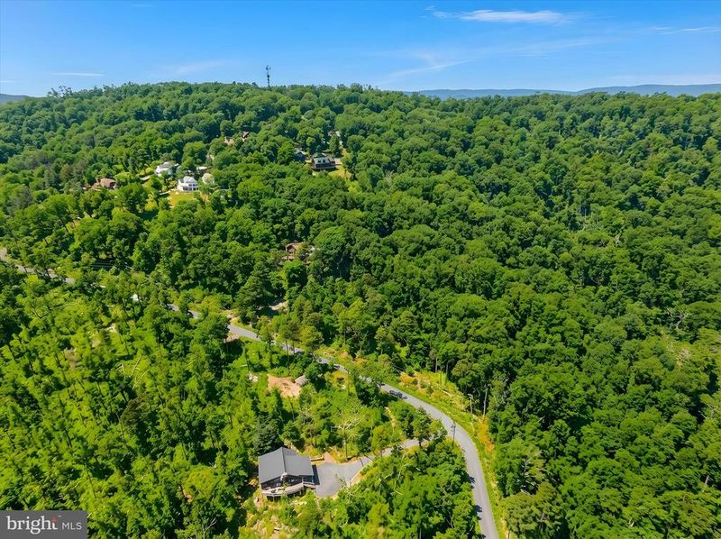1504 Duffey Dr, Haymarket, VA 20169
