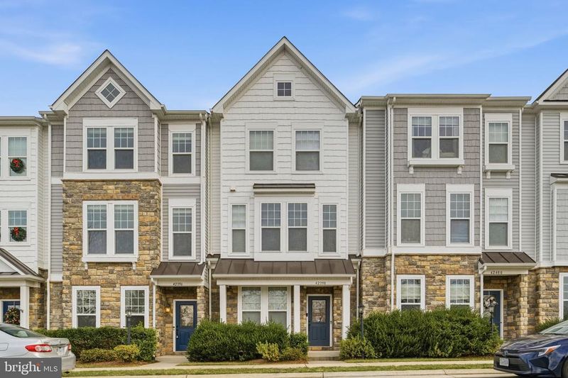 42396 Benfold Sq, Brambleton, VA 20148