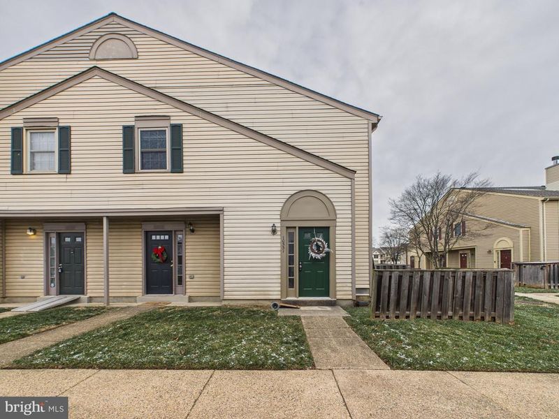10531 Stonington Ln, Manassas, VA 20109