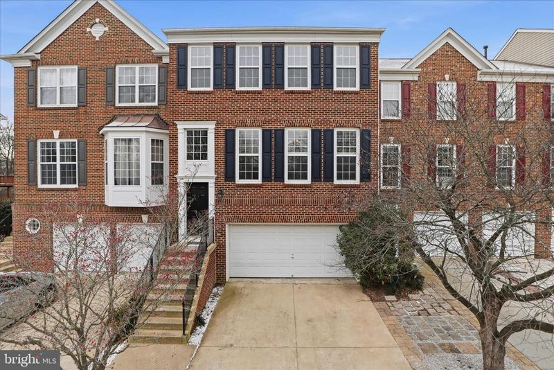 43909 Thorncroft Ter, Ashburn, VA 20148