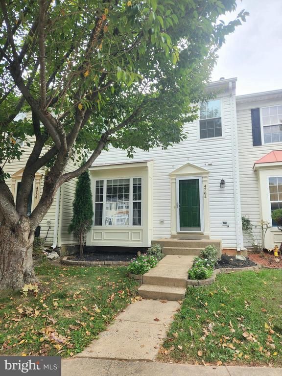 4764 Benecia Ln, Dumfries, VA 22025
