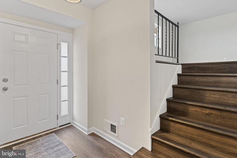 8103 Phirne Rd E, Glen Burnie, MD 21061