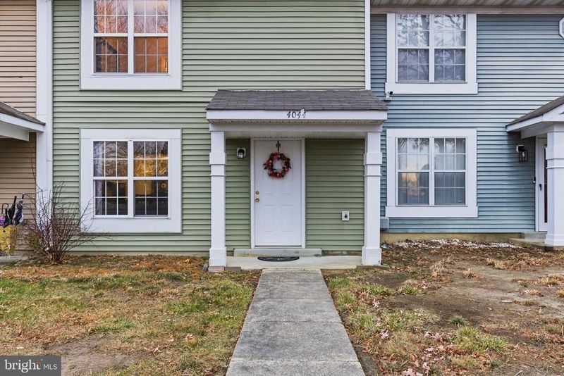 4044 Bluebird Dr, Waldorf, MD 20603