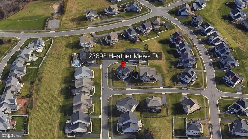 23698 Heather Mews Dr, Ashburn, VA 20148
