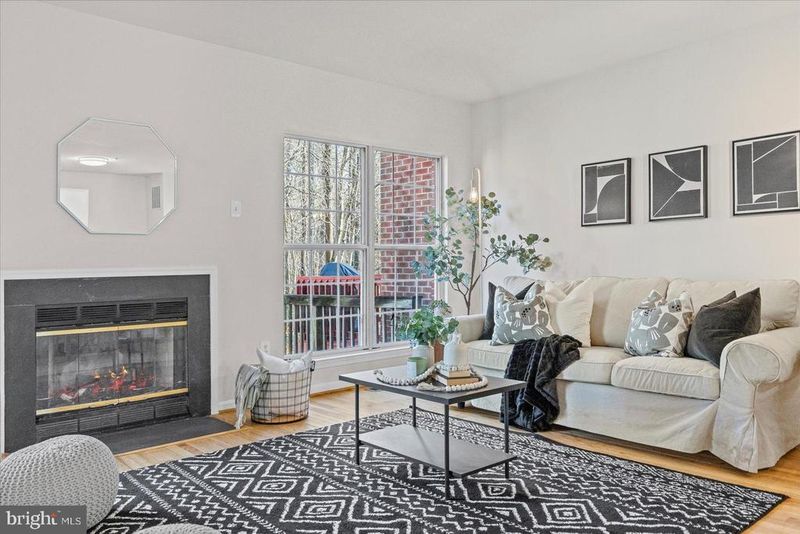 9317 Dortmund Ct, Laurel, MD 20708