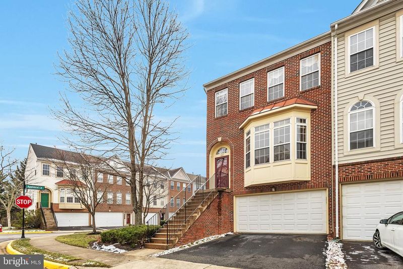 6143 Cilantro Dr, Alexandria, VA 22310