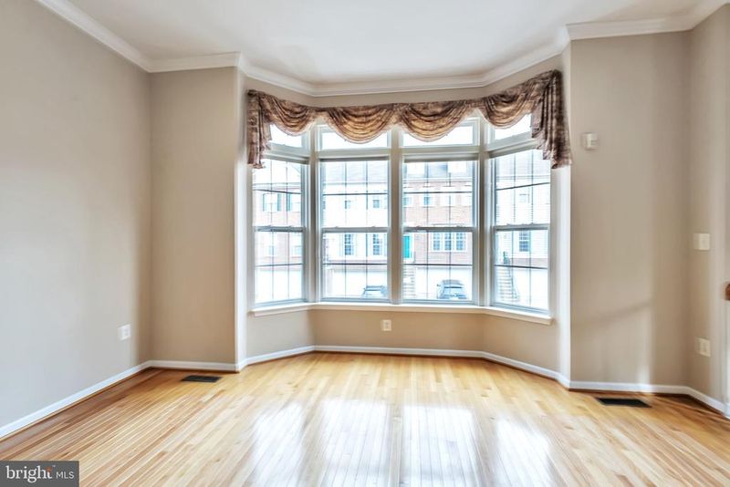 6143 Cilantro Dr, Alexandria, VA 22310