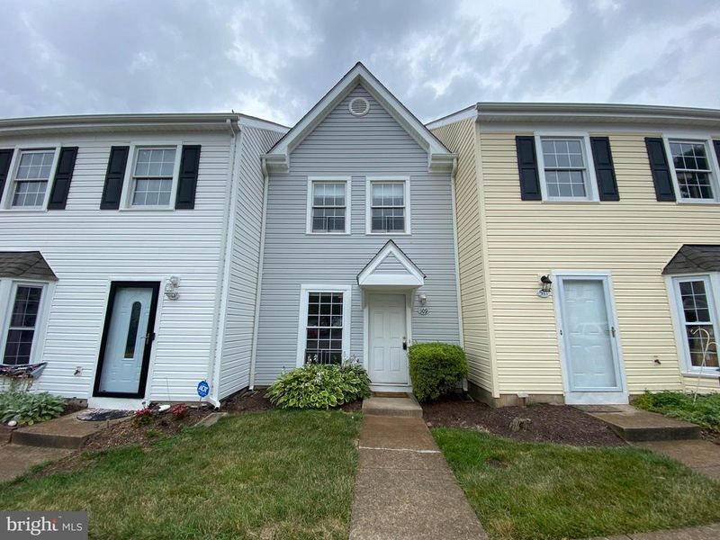 509 Powhatan Ct, Stafford, VA 22556