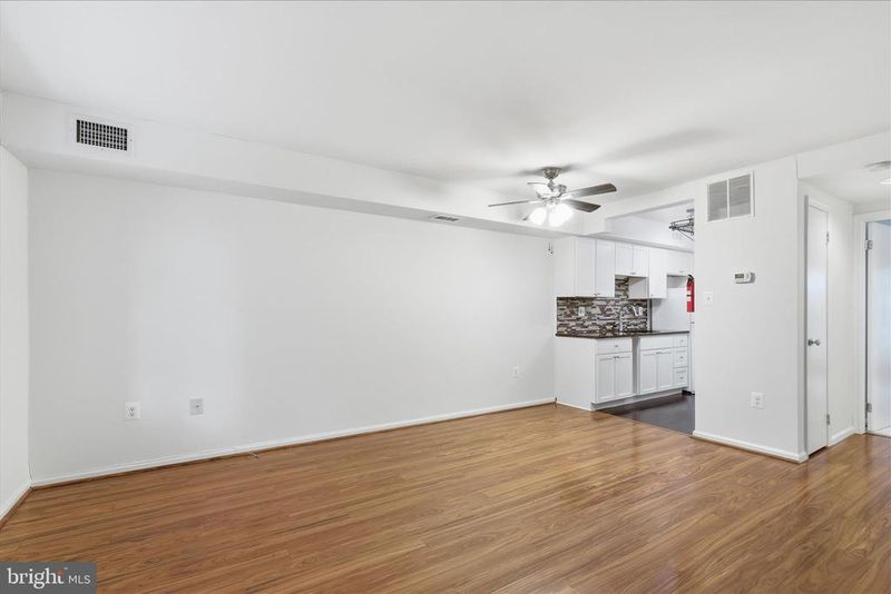 2586 S Arlington Mill Dr #E, Arlington, VA 22206