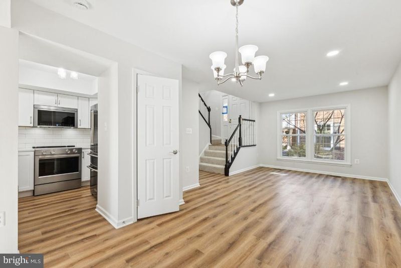 2452 S Walter Reed Dr #3, Arlington, VA 22206