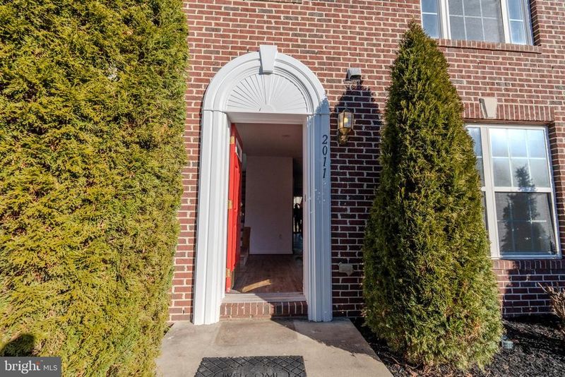 2011 Weitzel Ct, Frederick, MD 21702