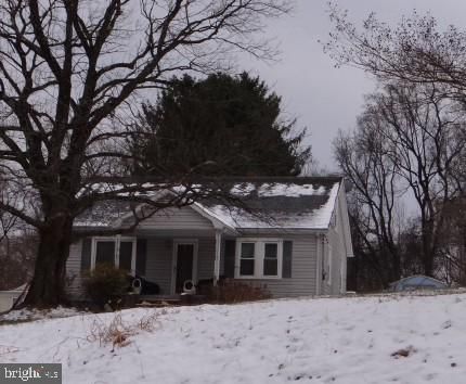 3716 S Mountain Rd, Knoxville, MD 21758
