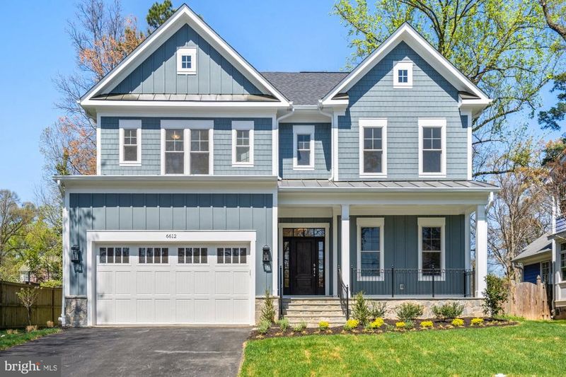 2221 Orchid Dr, Falls Church, VA 22046