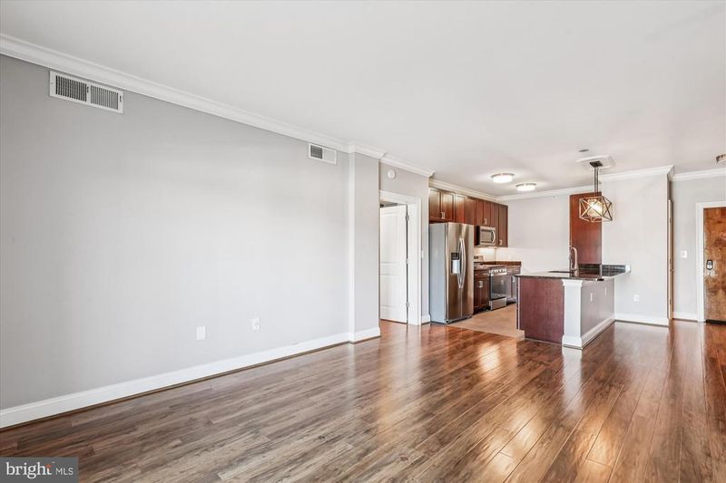 6301 Edsall Rd #422, Alexandria, VA 22312