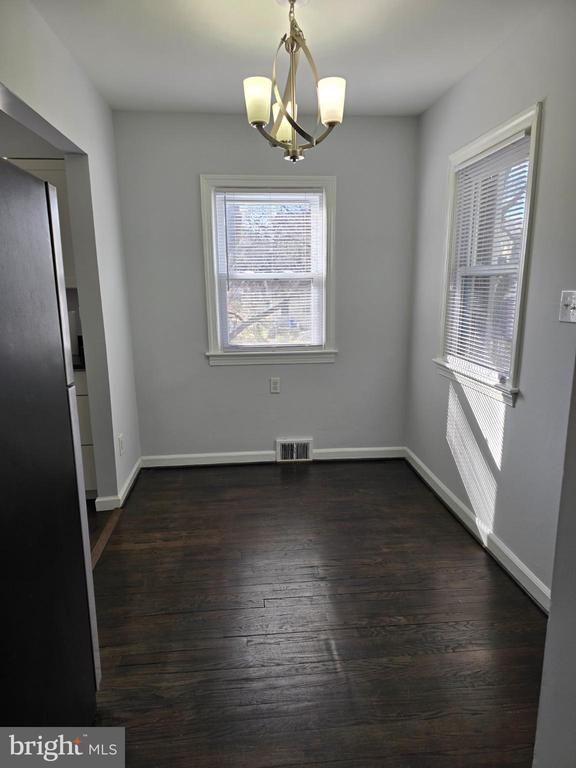 3910 74th Ave, Hyattsville, MD 20784