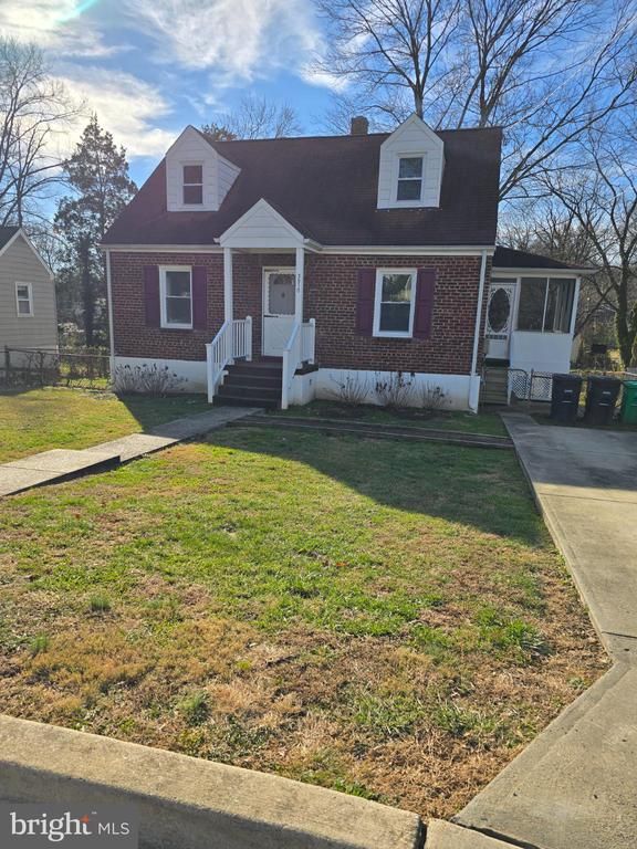 3910 74th Ave, Hyattsville, MD 20784