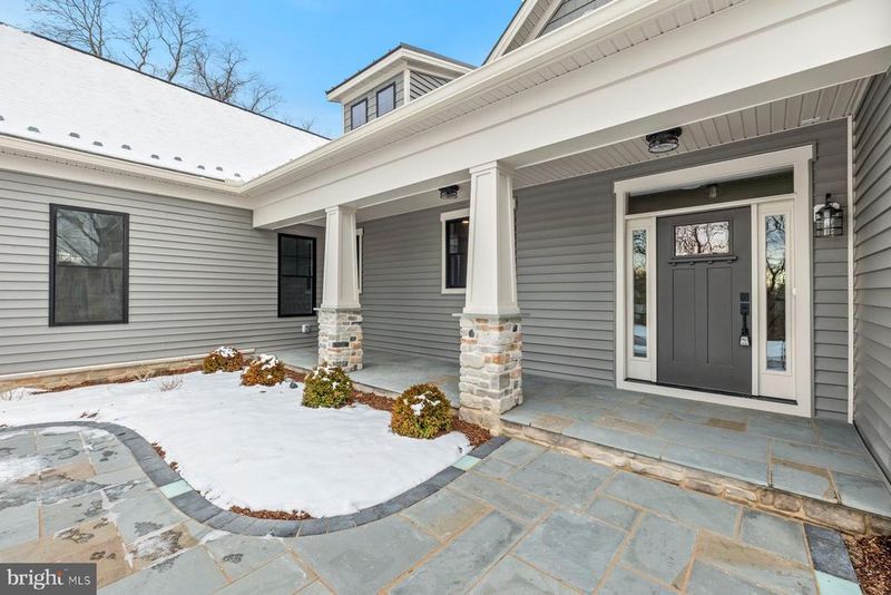 10624 Old Barn Rd, New Market, MD 21774