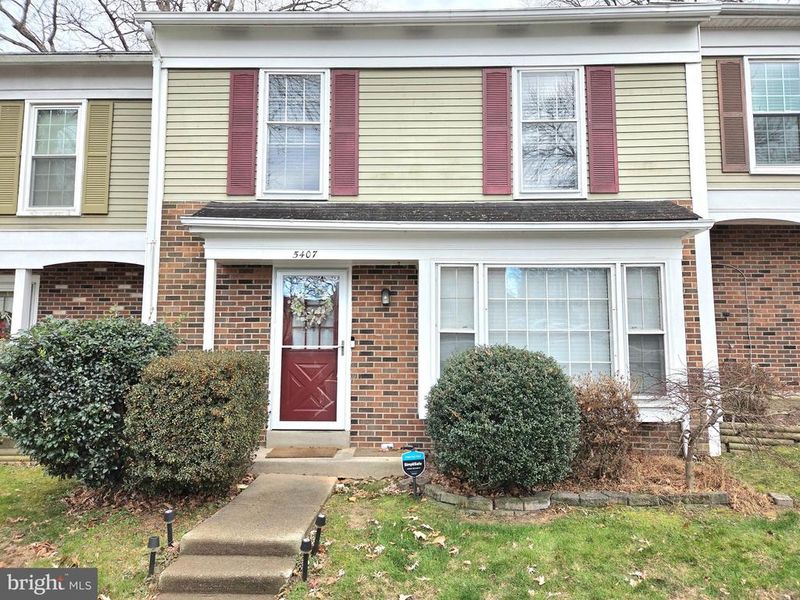 5407 Leeway Ct, Fairfax, VA 22032