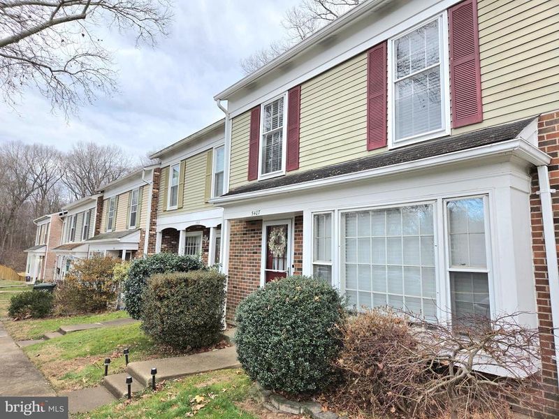 5407 Leeway Ct, Fairfax, VA 22032