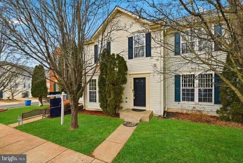 15115 Gaffney Cir, Gainesville, VA 20155