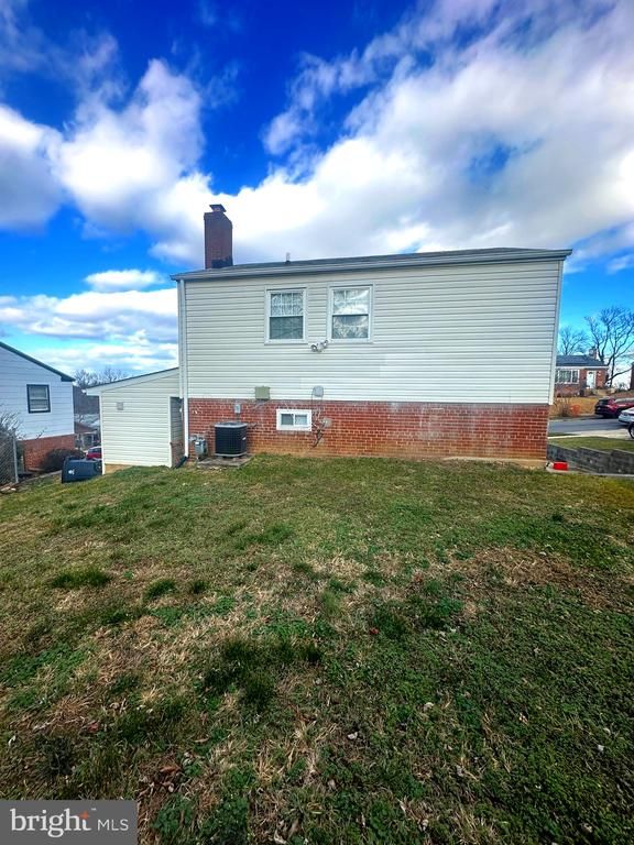 6621 Stockton Ln, Hyattsville, MD 20784
