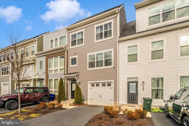 728 Tatum Ct, Frederick, MD 21702