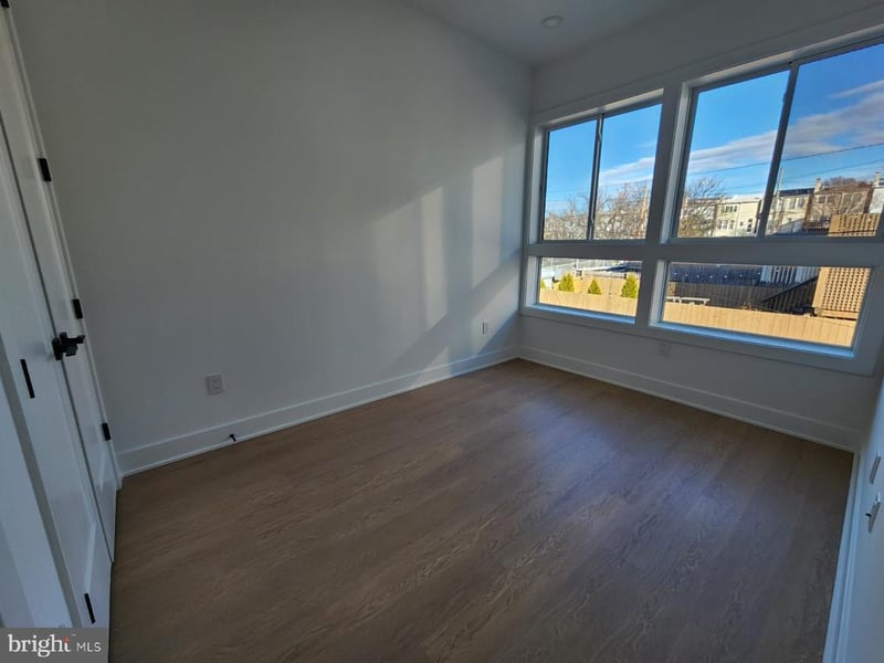 4905 Georgia Ave NW #101, Washington, DC 20011