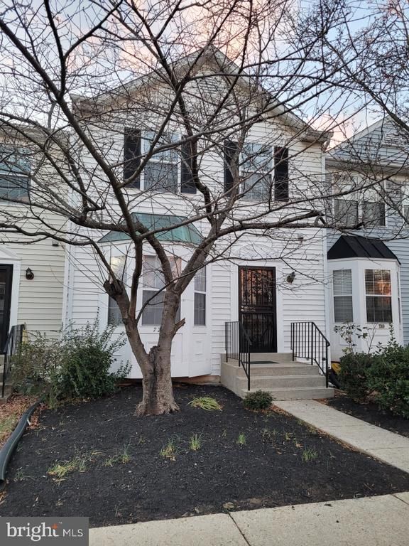 7238 S Ora Ct, Greenbelt, MD 20770