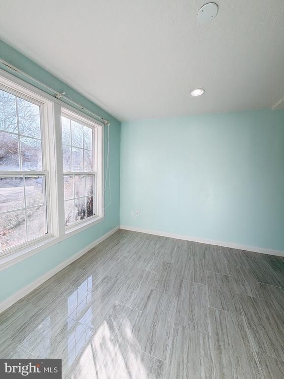 43750 Tolamac Dr, Ashburn, VA 20147