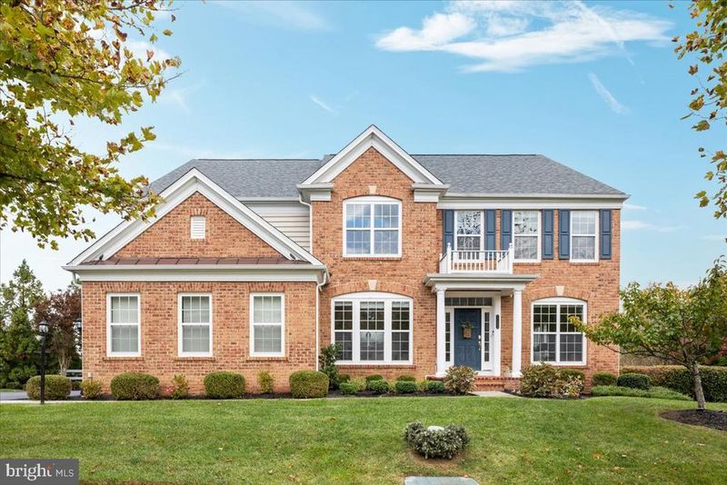 21064 Great Woods Dr, Leesburg, VA 20175